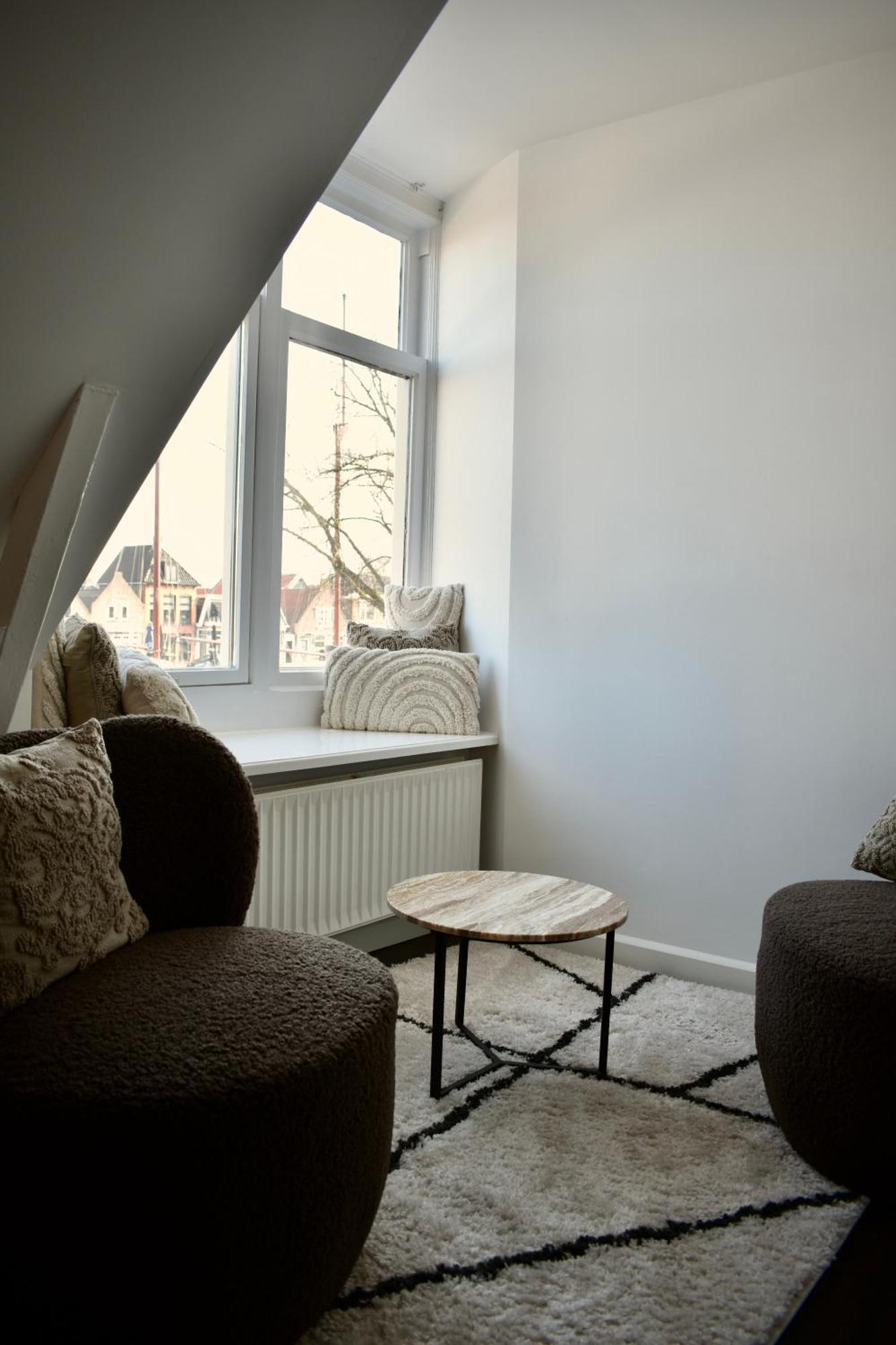 Logies Langestreek Lemmer Buitenkant foto